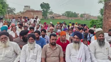 ਤਰਨਤਾਰਨ: ਪਿੰਡ ਪਹਿਲਵਾਨਕੇ ਵਿੱਚ ਵਿਧਾਇਕ ਸਰਵਣ ਸਿੰਘ ਧੁੰਨ ਨੇ ਲੋਕ-ਮਿਲਣੀ ਕਰਕੇ ਸਰਕਾਰੀ ਸਕੀਮਾਂ ਬਾਰੇ ਕੀਤਾ ਜਾਗਰੂਕ