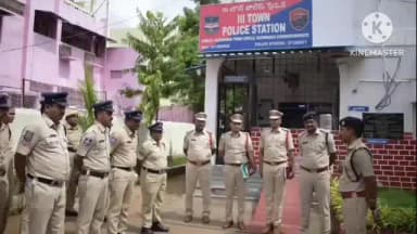 నిజామాబాద్ సౌత్: నగరంలోని 3 టౌన్ పోలీస్ స్టేషన్ ను ఆకస్మికంగా తనిఖీ చేసిన CP సాయి చైతన్య