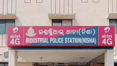 ଛେଣ୍ଡିପଦା: ପିତାବଳି ଛକ ରାସ୍ତାରେ ଡିଜେଲ ଚୋରା ଚାଲାଣ କରି ନେଉଥିବା ଅଭିଯୋଗରେ ଦୁଇ ଗିରଫ