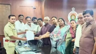 रामानुजनगर: कानून व्यवस्था को लेकर एसपी कार्यालय पहुंचे लोग, ज्ञापन सौंपा