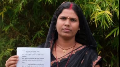 हंटरगंज: *तिलहेत पंचायत में विकास योजनाओं की जांच पर उठे सवाल,*
*मुखिया ने लगाए गंभीर आरोप, बोलीं- बिना सूचना हुई जांच, न्याय नह