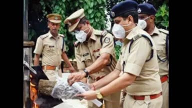 കണ്ണൂർ: കണ്ണൂർ റൂറൽ പോലീസ് പരിധിയിൽ വിവിധ കേസുകളിലായി പിടികൂടിയ മയക്കുമരുന്നുകൾ നശിപ്പിച്ചു