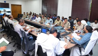 నాగర్ కర్నూల్: నాగర్కర్నూల్ జాతీయ రహదారులపై ఆక్రమణా తొలగింపు, రోడ్డు భద్రతకు కీలక ఆదేశాలు