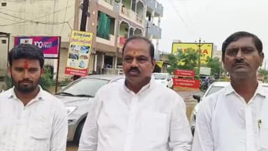 నారాయణ్ఖేడ్: కమిషన్లు తీసుకున్న సరే రోడ్డును నిర్మించండి: మాజీ ఎమ్మెల్యే భూపాల్ రెడ్డి