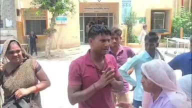 खैर: मोबाइल को लेकर कहासुनी के बाद विवाहिता ने फंदा लगाकर दी जान, तीन मासूम बेटे हुए बेसहारा