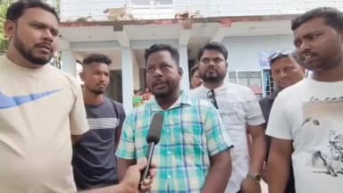 বঙাইগাঁও ভাগ: চুলতানগঞ্জত সংঘটিত দুৰ্ঘটনাত নিহত হোৱা যুৱকৰ লগতে আহতসকলক সাহায্য প্ৰদানৰ বাবে চহৰত চৰকাৰত অনুৰোধ জনায় স্থানীয় ৰাইজে