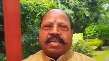 कांठ: प्राचीन वंशानुगत गुरु पूर्णिमा महोत्सव के दूसरे दिन गुरुपूजन और विशाल भंडारे का आयोजन