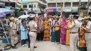 राजसमंद: पुलिस लाइन राजसमंद में जिला पुलिस की महिला पुलिसकर्मियों के साथ आयोजित हुई संपर्क सभा, जागरूकता रैली निकाली गई