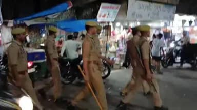सीतापुर: श्यामनाथ सावन एवं कावड़ यात्रा को लेकर पुलिस ने किया रूट मार्च, पुलिस अधीक्षक ने पुख्ता इंतजामों की दी जानकारी