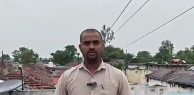 పాపన్నపేట్: ఇండ్లపై విద్యుత్ లైన్ లు భయాందోళనలో 14 కుటుంబాలు