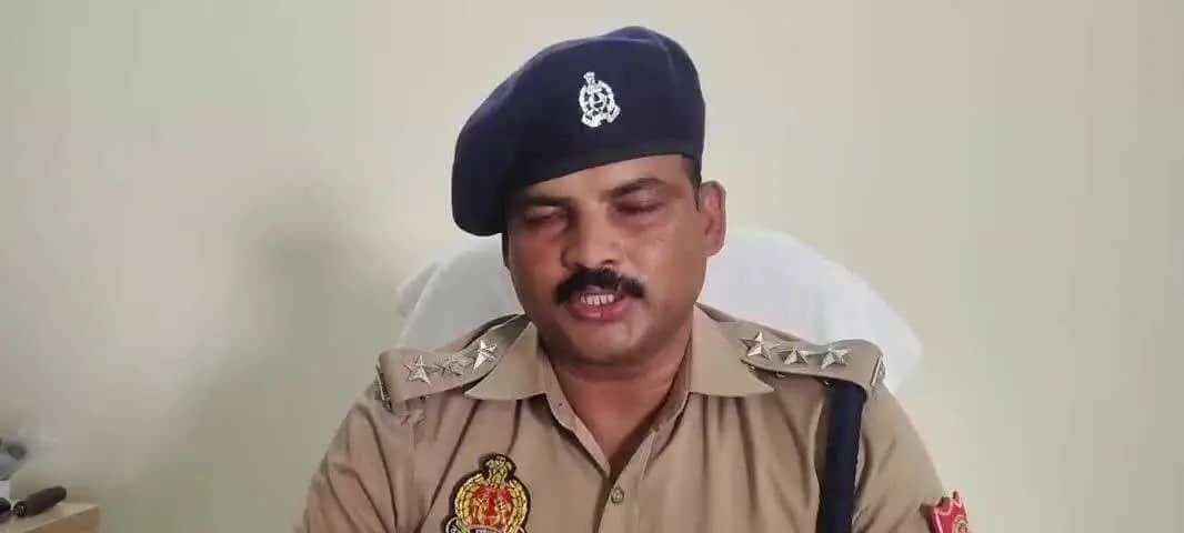 भिनगा: भारत-नेपाल सीमा क्षेत्र से 5 लाख की चरस के साथ तीन तस्कर गिरफ्तार, CO भरत पासवान ने दी जानकारी