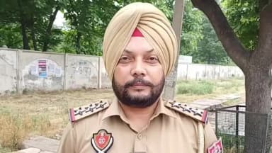 ਫਤਿਹਗੜ੍ਹ ਸਾਹਿਬ: ਪੀਰ ਜੈਨ ਨੇੜੇ ਭਿਆਨਕ ਸੜਕ ਹਾਦਸਾ,ਟਰੱਕ ਦੀ ਟੱਕਰ ਤੋਂ ਬਾਅਦ ਸਕੂਟਰੀ ਨੂੰ ਲੱਗੀ ਅੱਗ; ਦੋ ਲੋਕਾਂ ਦੀ ਮੌਤ