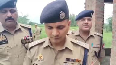 संडीला: सण्डीला पहुंचे एसपी अशोक कुमार मीणा ने घटना स्थल का किया निरीक्षण, बोले- तीन टीम खुलासे के लिए लगाई गईं