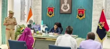 सुल्तानपुर: सुलतानपुर में 'जनता की आवाज़' पर एसपी का एक्शन, चारू निगम ने अधिकारियों को दिया फौरन निस्तारण का आदेश