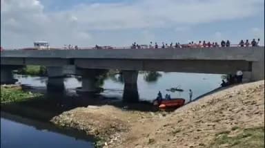 बुलंदशहर: 52 घंटे बीत जाने के बाद भी 11 वर्षीय छात्रा का नहीं लगा कोई सुराग, NDRF की टीम कर रही तलाश