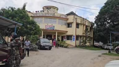 खूंटी: खूंटी की महिला थाना प्रभारी सपना सुलेखा को ACB ने 50 हज़ार रुपये घूस लेते गिरफ्तार किया