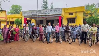 नारायणपुर: नारायणपुर में सरस्वती सायकल योजना से बेटियों के सपनों को मिली नई रफ्तार, 71 छात्राओं को मिली निःशुल्क साइकिल