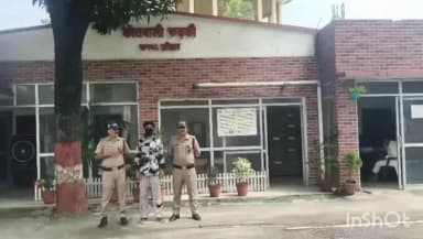नारासन: लंढौरा से पुलिस ने फरार गैंगस्टर को किया गिरफ्तार, जो लगातार गौकशी की घटनाओं को अंजाम दे रहा था
