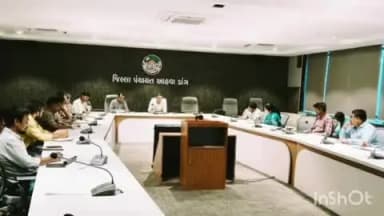 આહવા: જિલ્લામાં અતિભારે વરસાદની આગાહીના અનવ્યે આહવા તાલુકા સંકલન અધિકારીઓની ઇમર્જન્સી બેઠક યોજાઈ