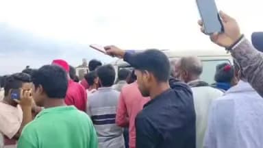 बहादुरगंज: लौचा पुल के पास अज्ञात वाहन की चपेट में आने से युवक की मौत,पिता की दवा लेने जा रहे थे राजा कुमार दास