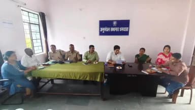 धमदाहा: स्वतंत्रता दिवस की तैयारियों में जुटा प्रशासन, बैठक में अधिकारियों और कर्मियों की जवाबदेही तय की गई