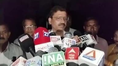 रायबरेली: भाजपा जिलाध्यक्ष के खिलाफ शहर कोतवाली में कांग्रेसियों ने दी तहरीर, मुकदमा दर्ज करने की की मांग