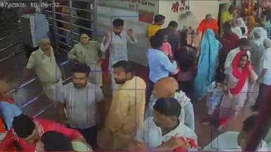 मिर्ज़ापुर: विंध्याचल धाम में पुरोहितों के बीच मारपीट, गर्भ गृह से कॉरिडोर तक चले लात-घुसे, सुरक्षा व्यवस्था पर उठे सवाल