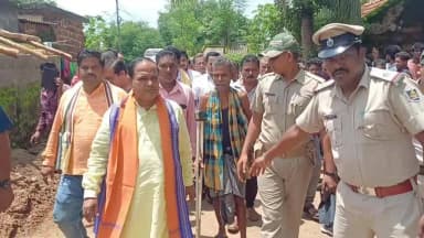 ଢେଙ୍କାନାଳ ସଦର: ଗହମଖୁଣ୍ଟି ଗ୍ରାମରେ ଆବାସରେ ଅନୀୟ ମିତତା ଅଭିଯୋଗକୁ ନେଇ ଗ୍ରାମରେ ଯୋଗାଣ ମନ୍ତ୍ରୀ