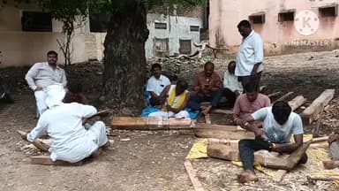 నిజామాబాద్ సౌత్: నగరంలో ఆగస్టు 2న ఊర పండగ సందర్భంగా విగ్రహాల తయారీలో నిమగ్నమైన వడ్రంగులు