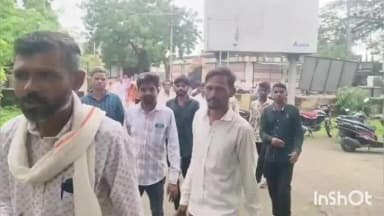 कुशलगढ़: रेलवे सर्वे के विरोध में ग्रामीणों का गुस्सा फूटा, SDM कार्यालय पर नारेबाजी, पहाड़ी मार्ग से सर्वे की मांग