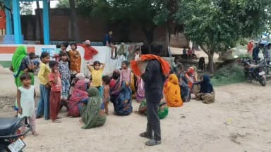 सिकंदरा: बुधौली में सड़क किनारे खेल रहे 5 वर्षीय मासूम को ट्रक ने कुचला, मौके पर हुई मौत; चालक को ग्रामीणों ने पुलिस को सौंपा