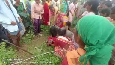 కేసముద్రం: కేసముద్రములో ఓ యువతి బావిలో పడిపోవడం పై విచారణ ప్రారంభம்