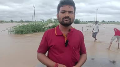 तेल्हारा: अकोला जिल्ह्यात अनेक ठिकाणी नदी नाल्याला पूर, मात्र पोलीस प्रशासनाचे संरक्षण नाही: सामाजिक कार्यकर्ते पूर्णाजी खोडके