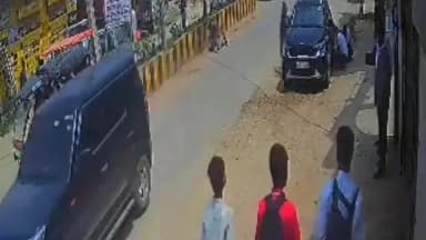 मुरैना नगर: परशुराम कॉलोनी के पास श्रीजी ग्रुप के व्यापारी की कार से 10 लाख रुपए लेकर बदमाश फरार, वीडियो वायरल, एक गिरफ्तार