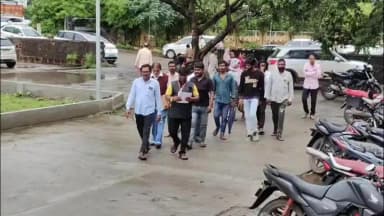 जालना: भक्तेश्वर नगरात तणावाचे सावट; सात नागरिकांवर दबाव टाकल्याचा गंभीर आरोप
जमीन वादाला नवे वळण; जिल्हाधिकारी, पोलीस अधीक्षक