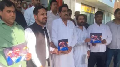 करनाल: रोड धर्मशाला में गोल्डन ब्वॉय नीरज चोपड़ा के फाइनल में पहुंचने पर मनाई गई खुशियां अखिल भारतीय रोड महासभा की ओर से