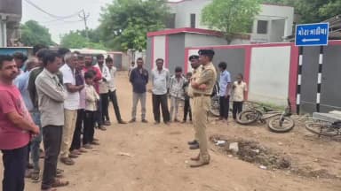 ધંધુકા: ધંધુકા પોલીસ દ્વારા સંવેદન શીલ વિસ્તારોની મુલાકાત તકેદારી રાખવા અપીલ.