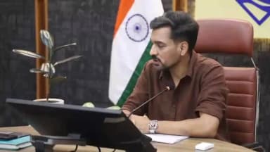 देहरादून: जिला चिकित्सालय के घटते राजस्व की होगी जांच, डीएम ने मांगी रिपोर्ट