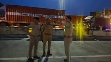 भदोही: भदोही में पुलिस का एक्शन मोड, मिशन सख्ती, कावड़ सुरक्षा, चेहल्लुम की तैयारी और अपराधियों पर शिकंजा