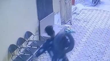 अंजड़: ग्राम तलवाड़ा बुजुर्ग के मंदिर में चोरी की वारदात, CCTV खंगालने पर आरोपीयों को पकड़ा, पुलिस के हवाले किया