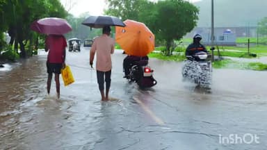 महाड: दस्तुरी नाका-नातेखिंड मार्ग पावसात गेला पाण्याखाली