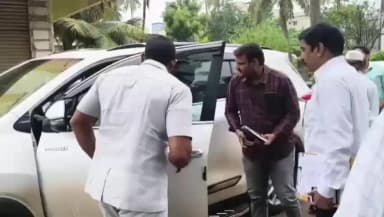 ఉండి: వృద్ధులు, వితంతువులు, విభిన్న ప్రతిభావంతులకు ఇంటింటికీ వెళ్లి గౌరవప్రదంగా పెన్షన్లు అందజేస్తున్నాం : కలెక్టర్ నాగరాణి