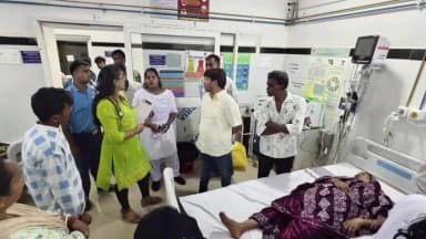 ଛତ୍ରପୁର: ଅରୁଣପୁର ଗ୍ରାମରେ ସାପ କାମୁଡ଼ାରେ ଜଣେ ଆହତ, ଛତ୍ରପୁର ମେଡିକାଲରେ ଭେଟିଲେ ଛତ୍ରପୁର ବିଧାୟକ
