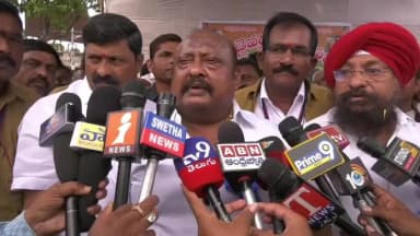 కరీంనగర్: ఆటోడ్రైవర్ లకు 12వేల భృతి ఇస్తామని హామి ఇచ్చిన సిఎం రేవంత్ రెడ్డి ఇప్పటికీ ఒక్కరూపాయి ఇవ్వలేదు : ఎమ్మెల్యే గంగుల కమలాకర్