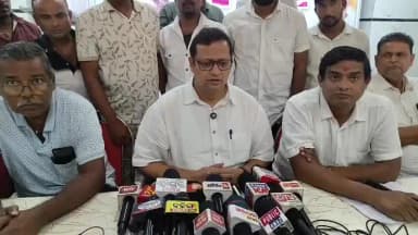 ଭଦ୍ରକ ଗ୍ରାମାଞ୍ଚଳ: ବନ୍ୟା ପରିଚାଳନା ରେ ଭଦ୍ରକ ରେ ପ୍ରଶାସନ ଫେଲ ମାରିବା କୁ ନେଇ ପ୍ରତିକ୍ରିୟା ରଖିଲେ ଯୁବ ନେତା ନବଜ୍ୟୋତି ପଟ୍ଟନାୟକ