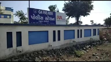 મહુવા: ખુંટવડા-જાંબુડા વચ્ચે ઉભેલા પરિવારને કાર ચાલકે અડફેટે લીધો