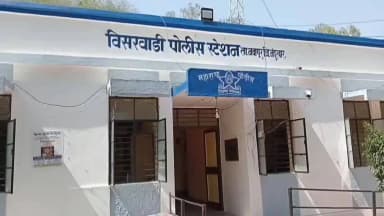 नवापूर: विसरवाडी गावाजवळ उड्डाणपुलावर १६ चाकी ट्रकचा भीषण अपघात