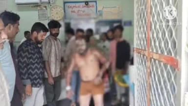 పెనుగొండ: పరిగి మండలం కొడిగేపల్లి బిందు నగర్ వద్ద వెల్డింగ్ షాప్ కాజా ఆత్మహత్యాయత్నం, అప్పుల వాళ్లు పోలీసులు వేధించారని ఆరోపణ