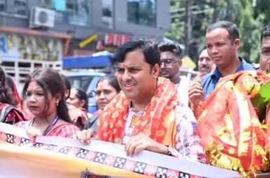 ଝାରସୁଗୁଡା: ଝାରସୁଗୁଡାରେ ପବିତ୍ର ସମ୍ବଲପୁରୀ ଦିବସ ପାଳିତ: ଭବ୍ୟ ଶୋଭାଯାତ୍ରାରେ ସାମିଲ ହେଲେ ବିଧାୟକ ଟଙ୍କଧର ତ୍ରିପାଠୀ