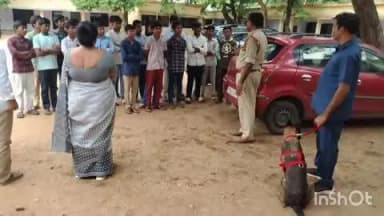 కొత్తగూడెం: పాల్వంచ పట్టణ ఎస్సై నాగరాజు ఆధ్వర్యంలో పలు ప్రాంతాల్లో గంజాపై ప్రత్యేక తనిఖీలు
